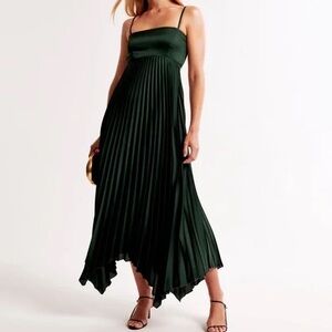 Abercrombie & Fitch Giselle Pleated Midi Dress Green Size Small Petite NWT